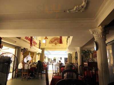 Cơm Gà Hồng Ngọc