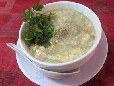 Cơm Gà Hồng Ngọc