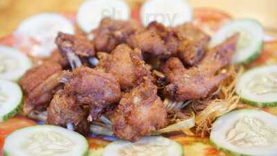 Nhop Nhep Hotpot & Barbecue