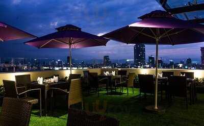 Nhà Hàng Sơn Trà