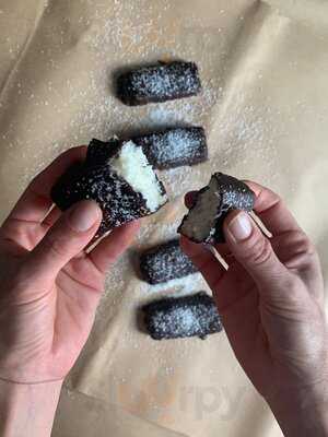 The Cookiss Vegan Pastries