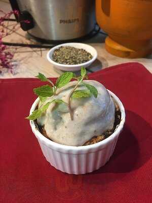 Nhà Hàng The Salmon