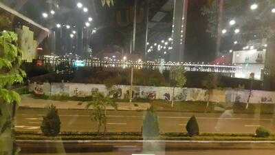 Nhà Hàng Dak Gal Bi