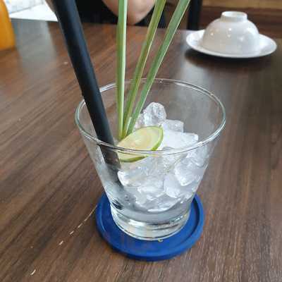 Dee Dee Noodle House