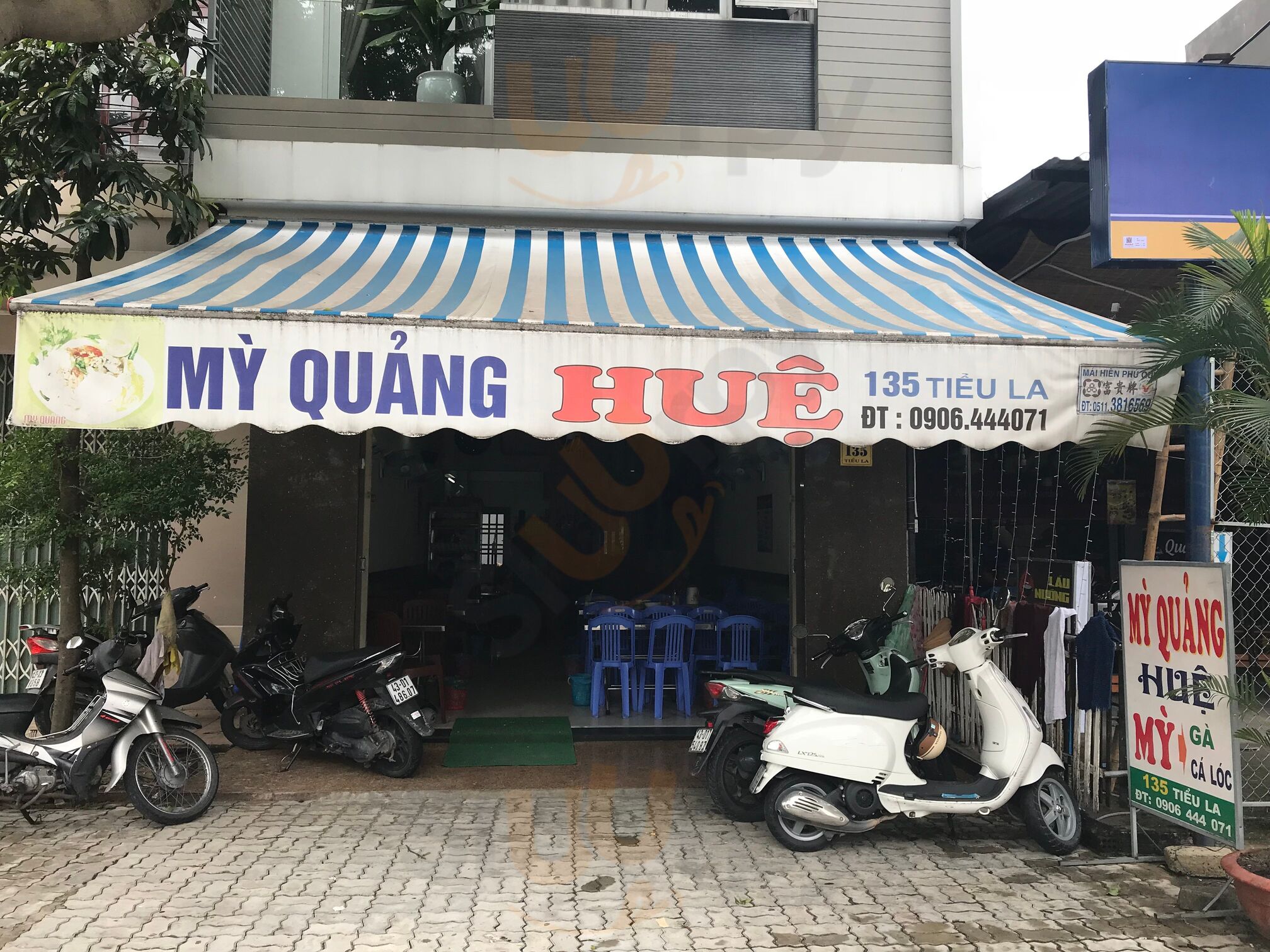 Quán Mì Quảng Huệ