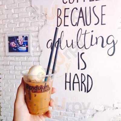 Quán Cà Phê Pendulum Coffee House