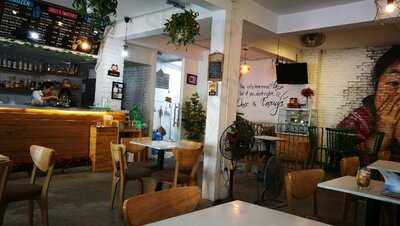 Quán Cà Phê Pendulum Coffee House