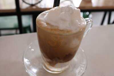 Quán Cà Phê Pendulum Coffee House