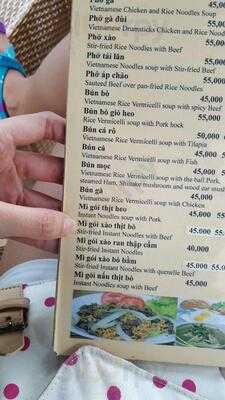 Nha Hang & Cafe Forever