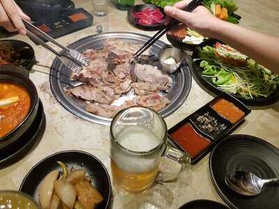 Nhà Hàng Hongdae Bbq & Beer