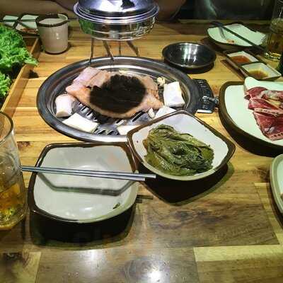 Nhà Hàng Gogi House