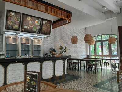 Nhà Hàng Cô Tư Sài Gòn