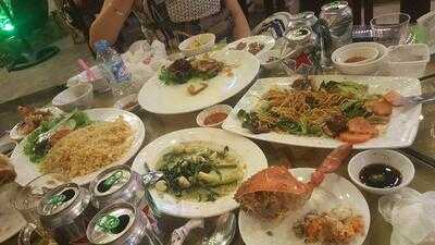 Nhà Hàng Hải Sản Lê Gia