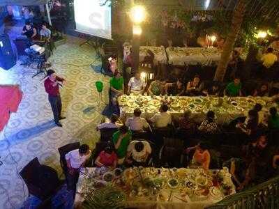 Nhà Hàng Con Cá Vàng