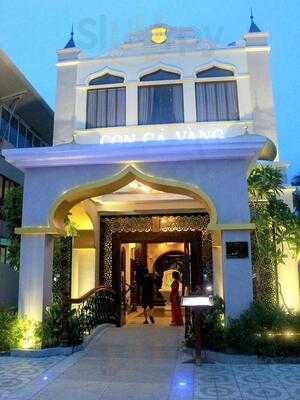 Nhà Hàng Con Cá Vàng