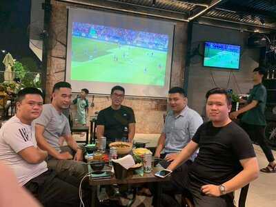 La Bàn Seafood & Beer