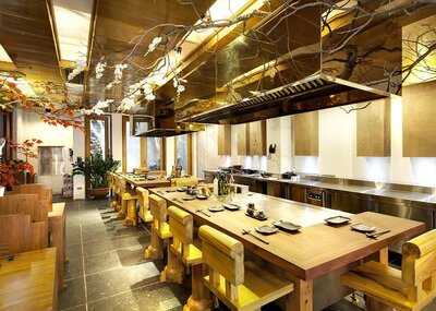 Nhà Hàng Nhật Bản Shinbashi