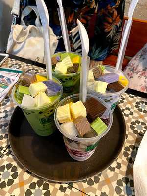 Money Milkteaa & Coffee