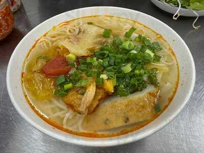 Bún Chả Cá Bà Hờn