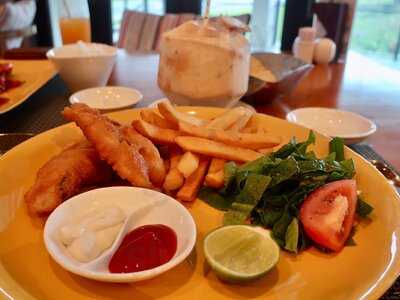 Nhà Hàng Azure Beach Lounge