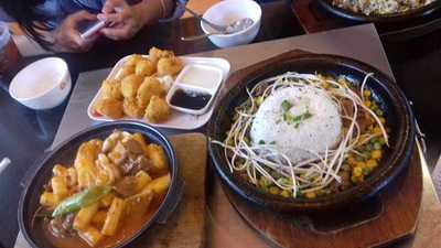 Nhà Hàng Xiên Que