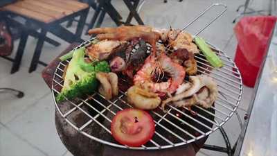 Nhà Hàng Xiên Que