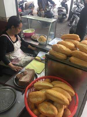 Bánh Mỳ Phố Huế