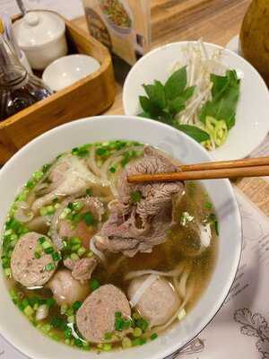 Mama Phở