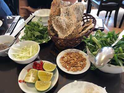 Quán Chả Cá Lá Vọng