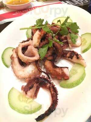 Nàng Gánh Restaurant