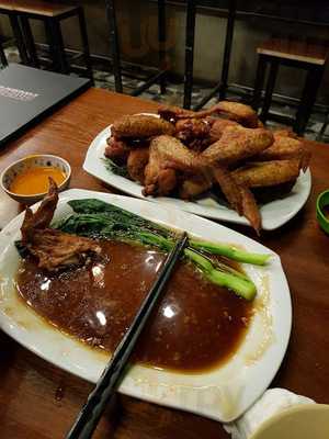 Hen House Craft Beer Bar