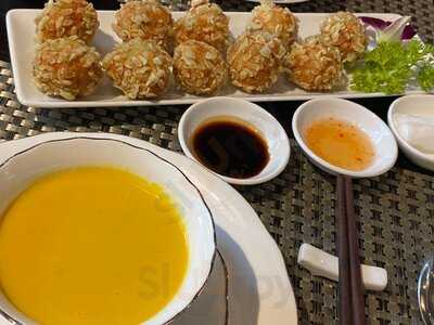 Nhà Hàng Hội An Garden