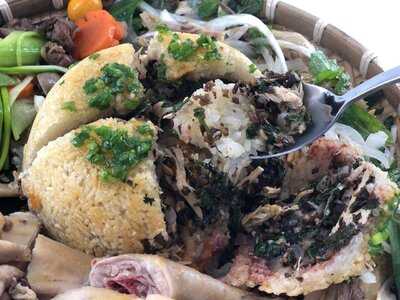 Nhà Hàng Hội An Garden