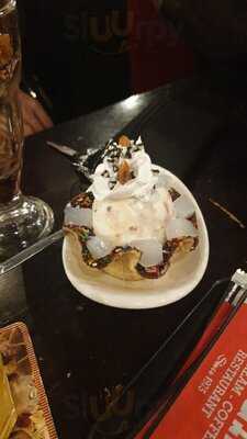 Bố Già: Kem - Cà Phê - Nhà Hàng