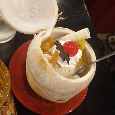 Bố Già: Kem - Cà Phê - Nhà Hàng