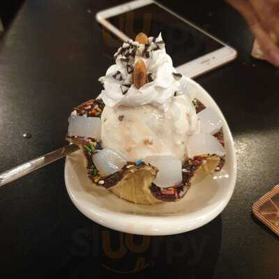 Bố Già: Kem - Cà Phê - Nhà Hàng