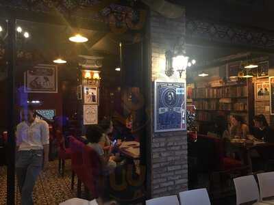 Bố Già: Kem - Cà Phê - Nhà Hàng