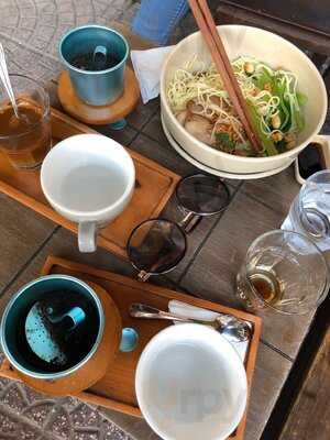 Phin Xanh Vietnamese Coffee & Tea