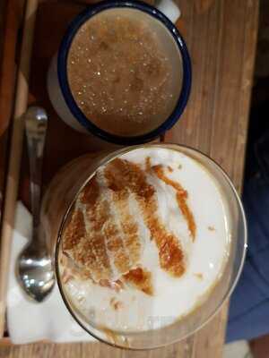 Phin Xanh Vietnamese Coffee & Tea