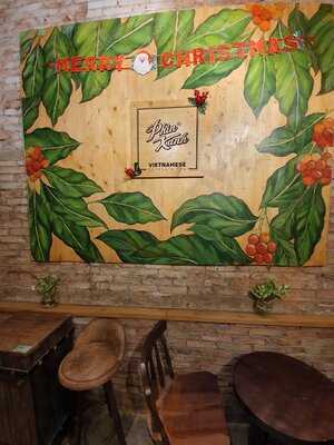 Phin Xanh Vietnamese Coffee & Tea