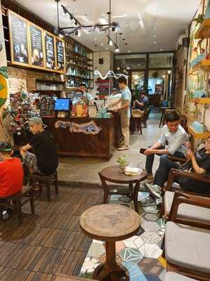 Phin Xanh Vietnamese Coffee & Tea