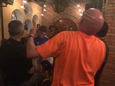 Nhà Hàng Dupre & Phòng Trà Nhạc Sống