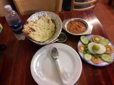 Taj Mahal Restaurant