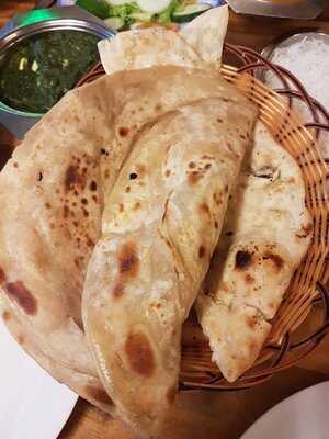 Taj Mahal Restaurant