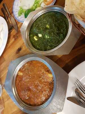 Taj Mahal Restaurant