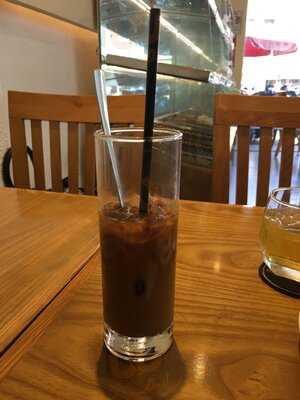 Satra Cafe And Bakery