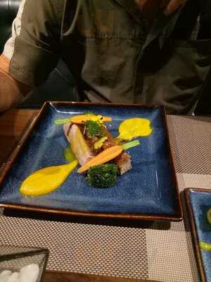 Saigon Fusion - Kitchen & Bar