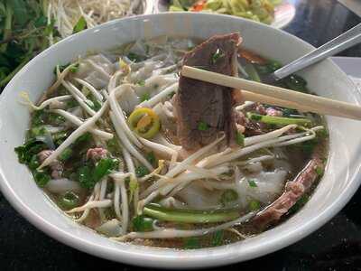 Pho Le