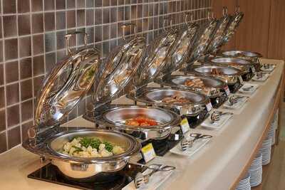 Manja Manja Restaurant