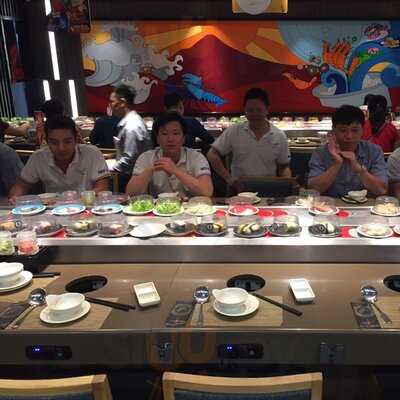 Vincom Center Food Court